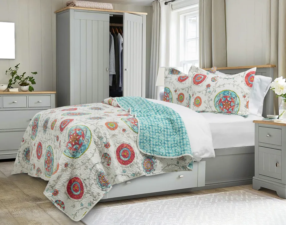 Alora Cotton Quilt Set