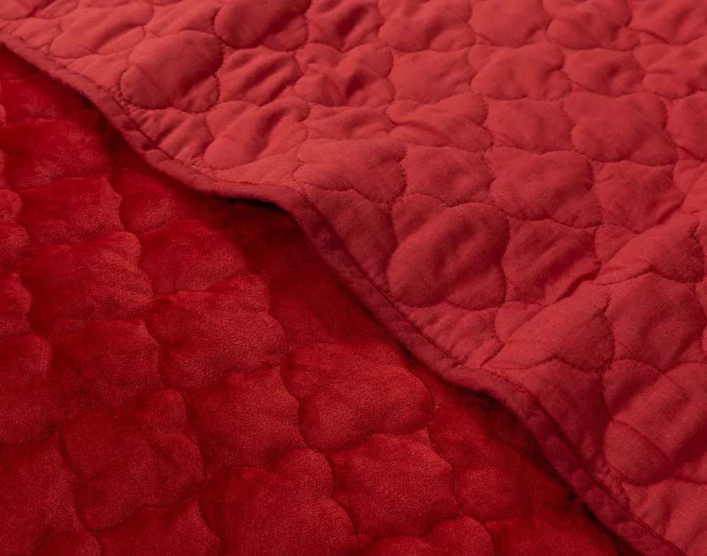 Lattice Ruby Quilt Set