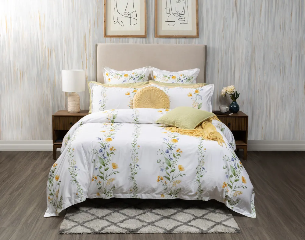 Vallandra Duvet Cover