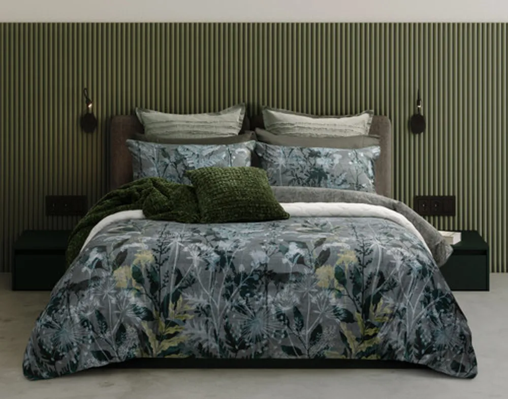 Thistledown Duvet Cover, Botanical, Green,