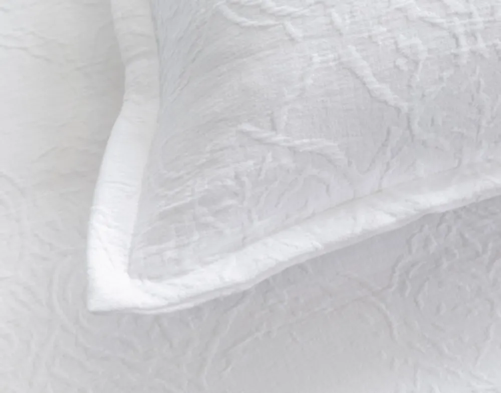 Corinthia Duvet Cover, Cotton, Geometric, White, King