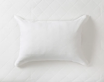 Shelby White Quilt Set