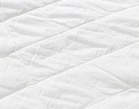 Shelby White Quilt Set, Geometric,