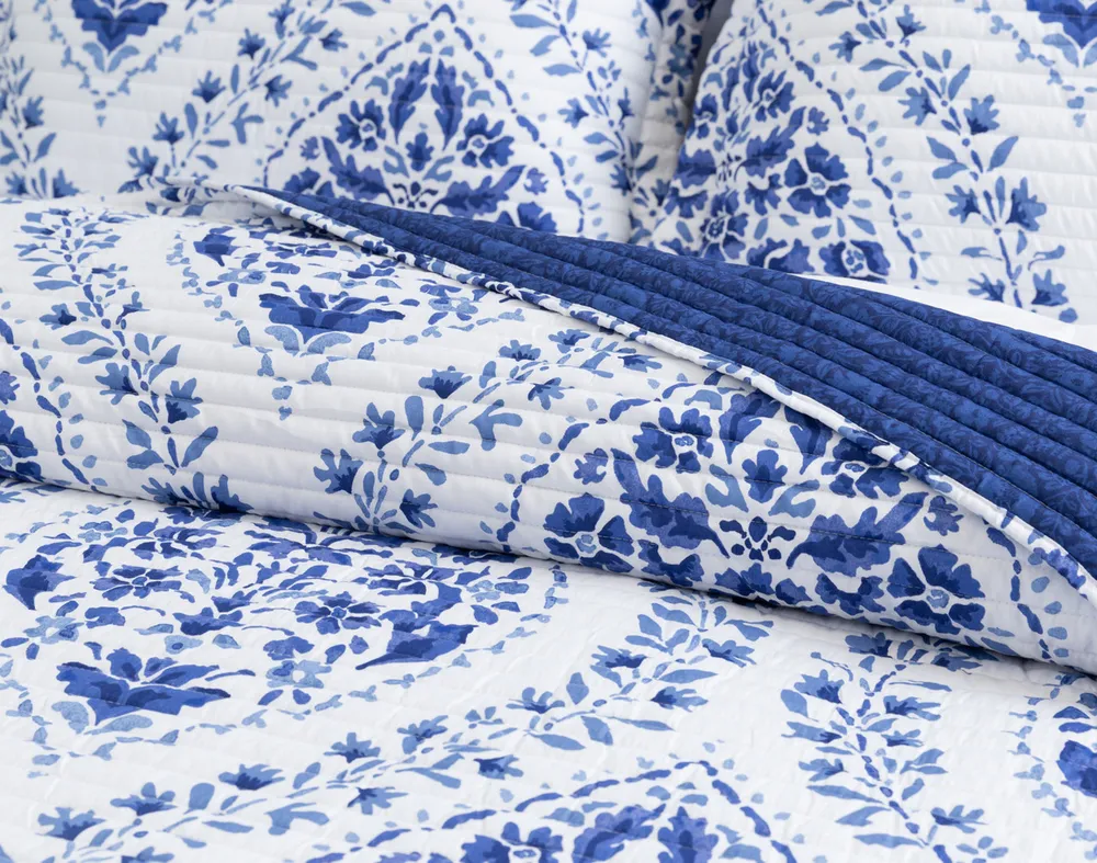 Blue Willow Recycled Polyester Coverlet Set**