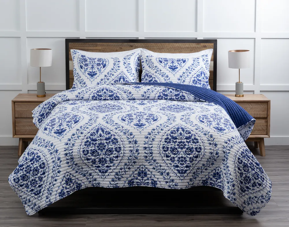 Blue Willow Recycled Polyester Coverlet Set**