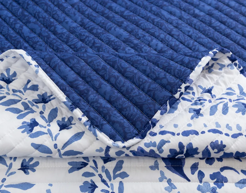 Blue Willow Recycled Polyester Coverlet Set**