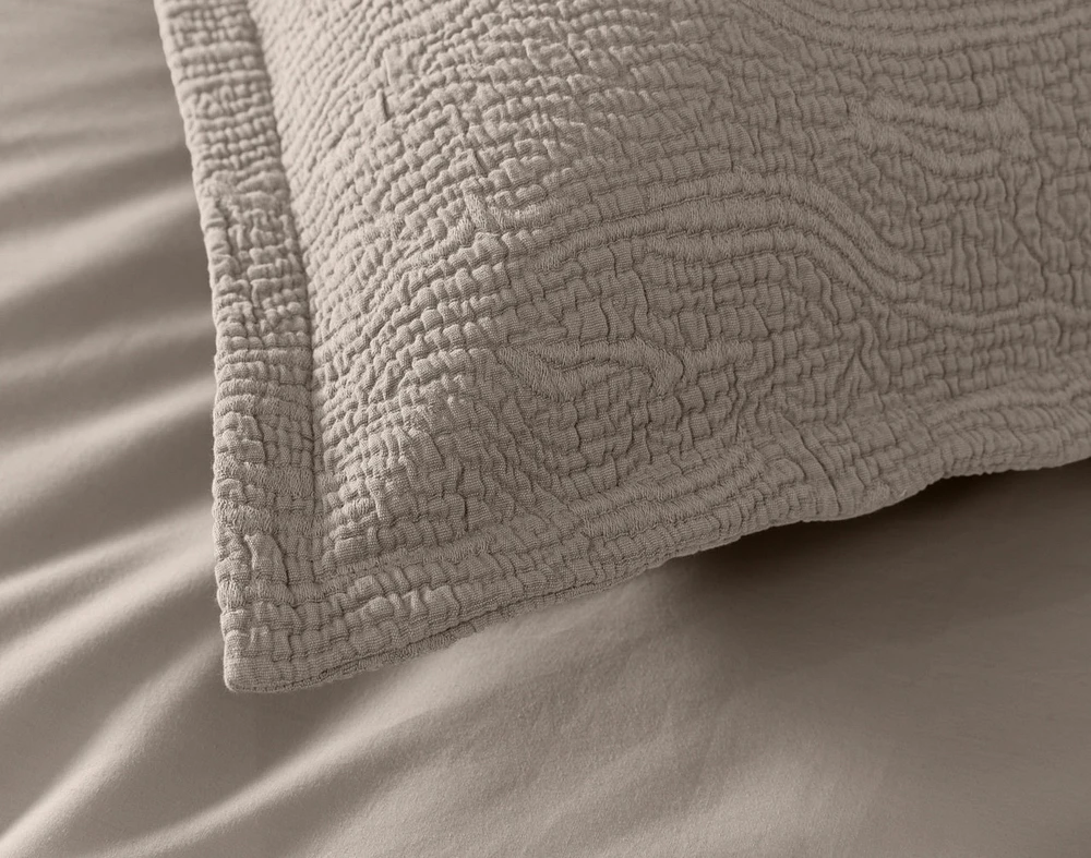 Brava Pillow Sham