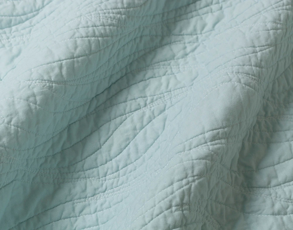 Ocean Waves Cotton Quilt Set