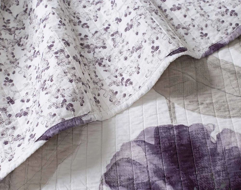 Nocturne Floral Cotton Quilt Set