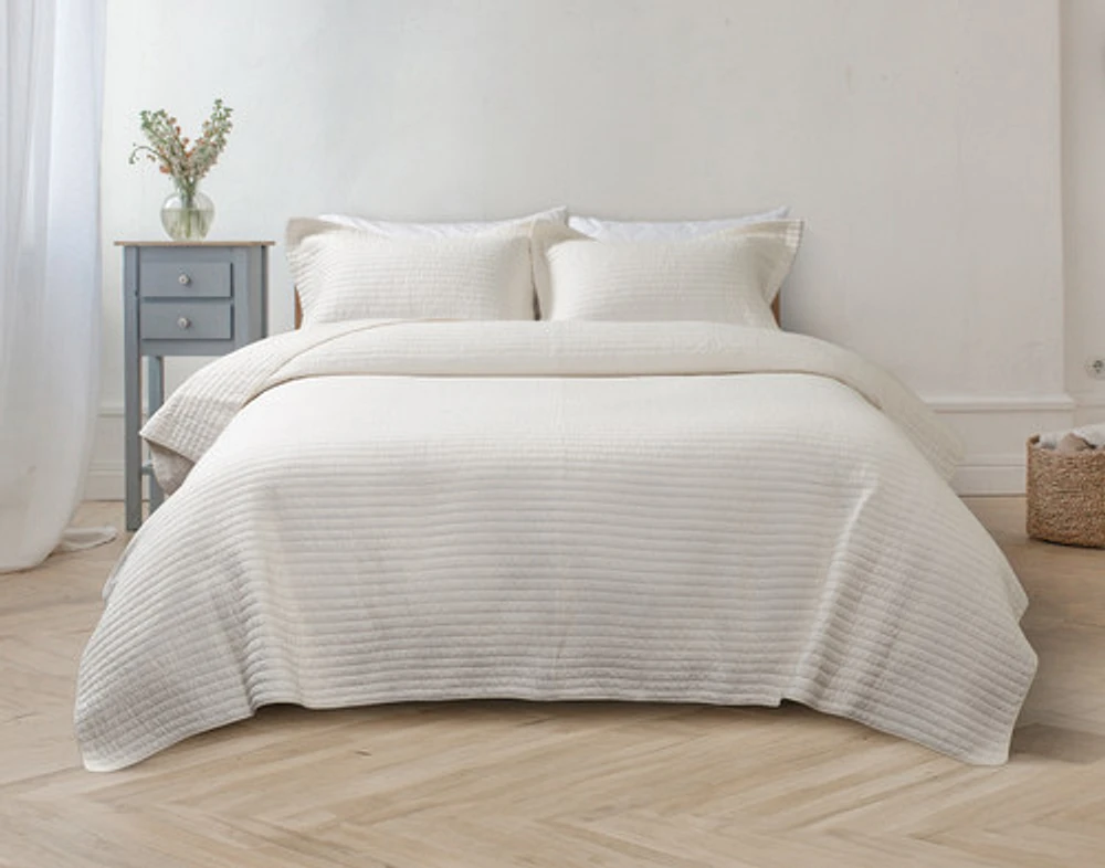 Rori Stitched Stripe Cotton Quilt Set, White, Queen