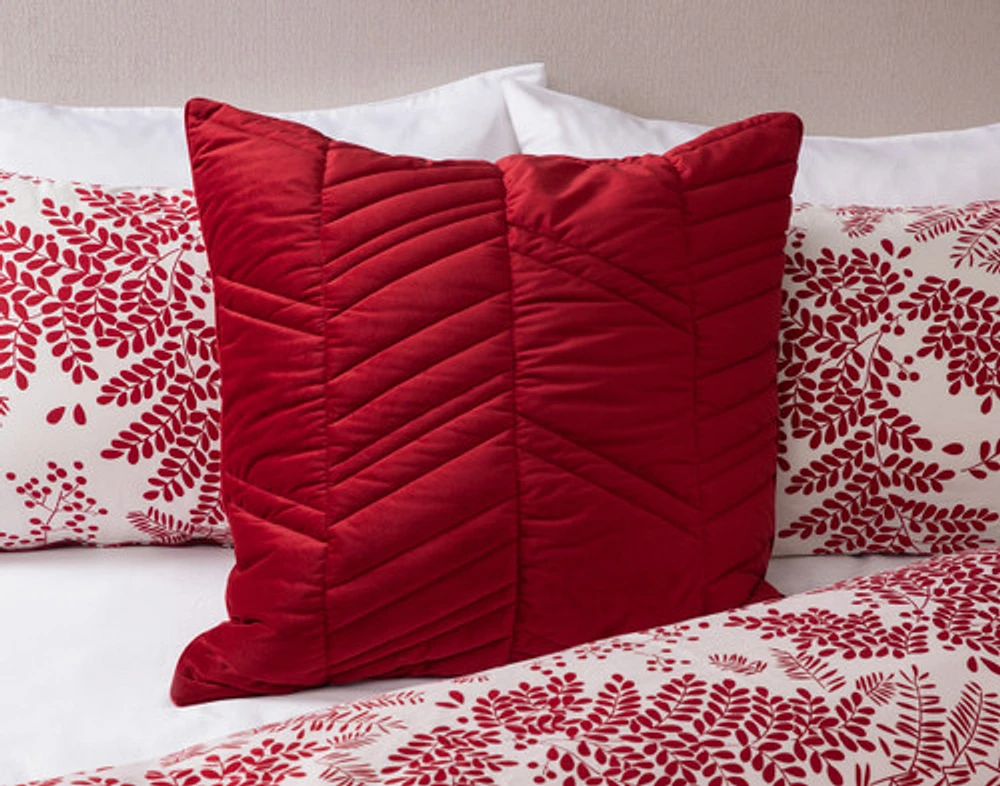 Hayberry Duvet Cover, Botanical, Red, Twin