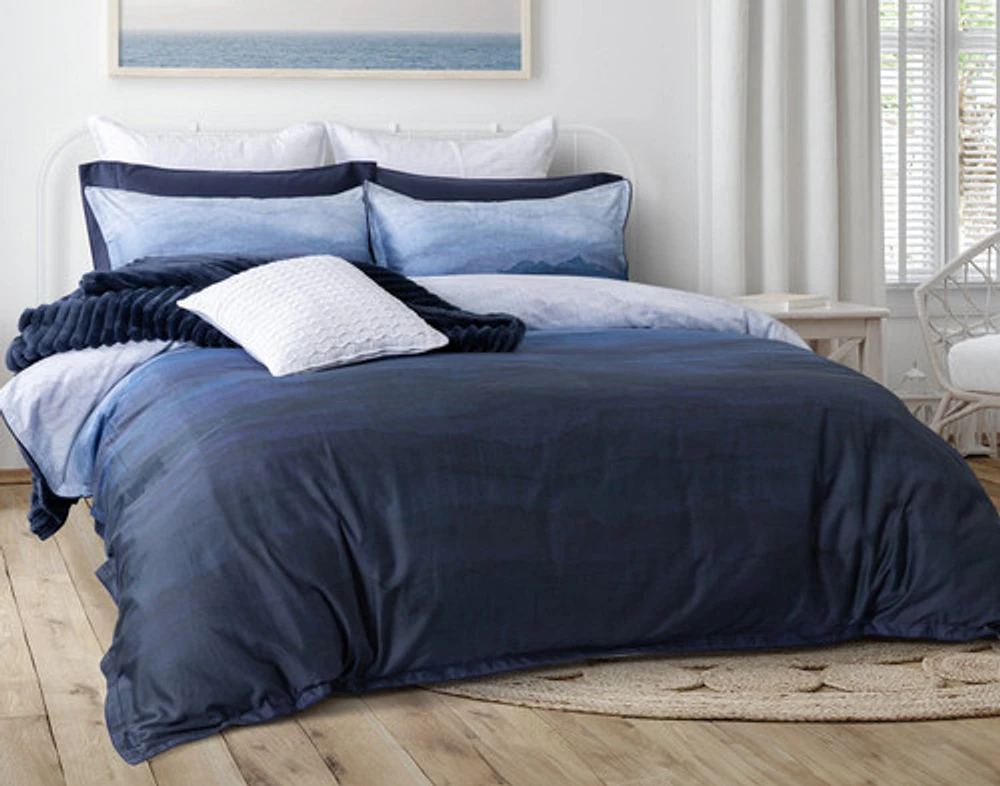 Pacifica Blue Duvet Cover, Cotton, Ombre,