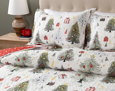 Tis the Season Recycled Polyester Coverlet Set**