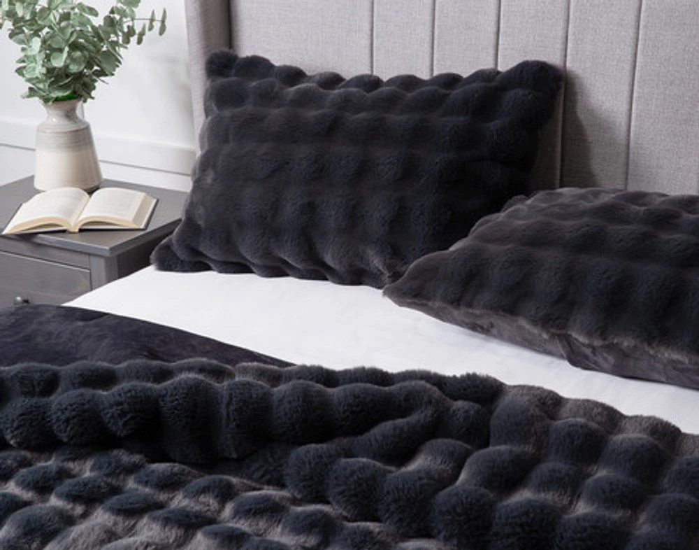 Bubble Faux Fur Comforter Set