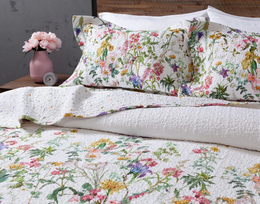 Summerfield Cotton Quilt Set, Floral, White,