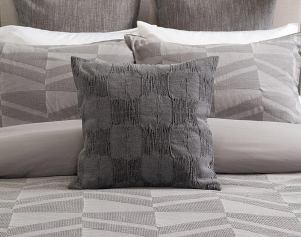 Mazama Square Cushion Cover, Geometric, Grey, 18" x 18"