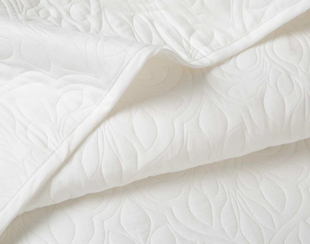 Claire Quilt Set, Geometric, White,