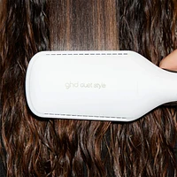 CLEARANCE GHD Duet Style 2-in-1 Hot Air Styler White