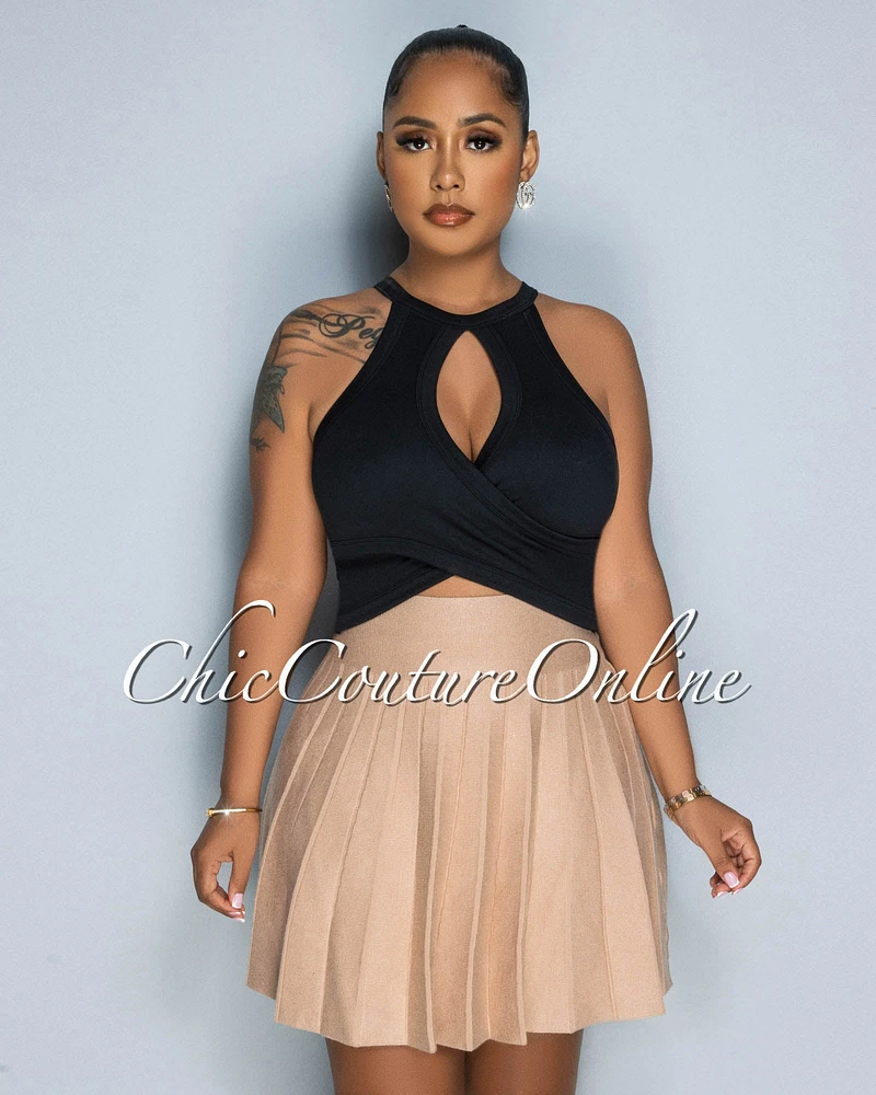 Sandra Black Bust Key-Hole Ribbed Crop Top