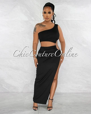 *Greicy Black Cut-Out Side Slit Gold Accent Maxi Dress