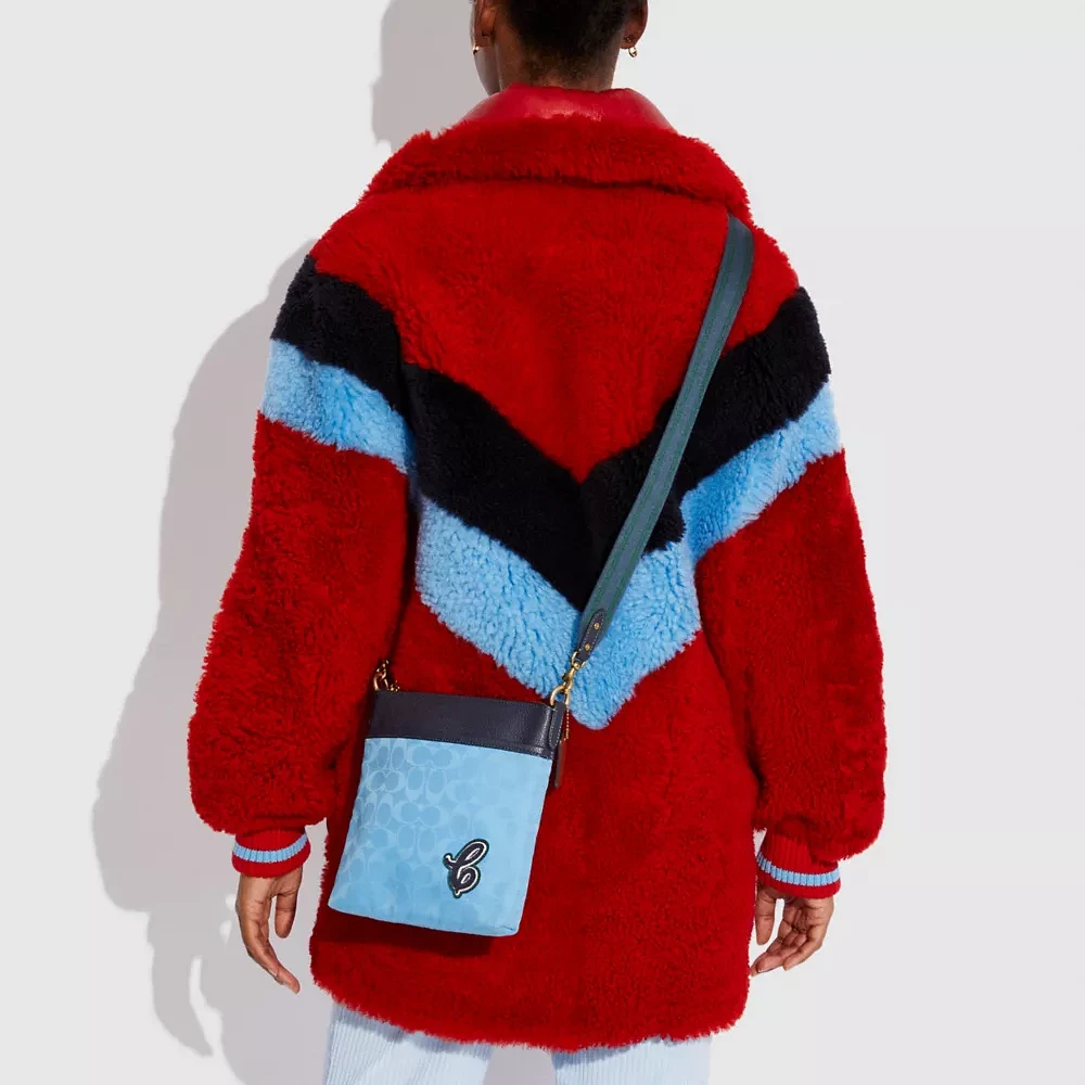Kitt Messenger Crossbody Bag