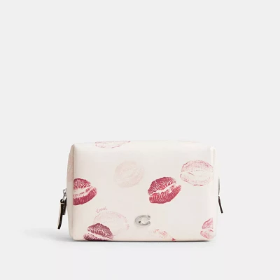 Essential Cosmetic Pouch With Lip Print