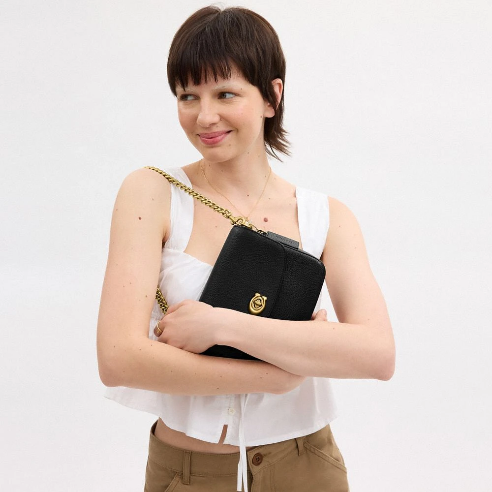 Cassie Crossbody Bag 19