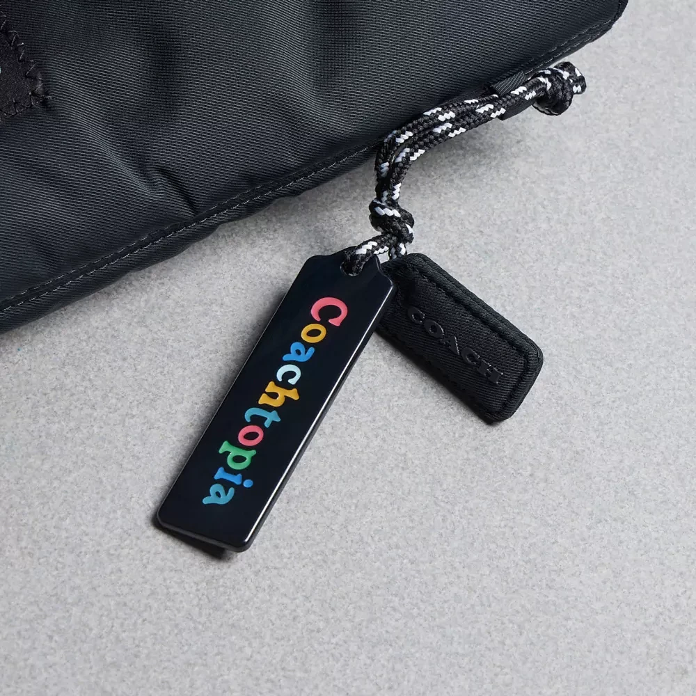 Coachtopia Loop Small Tote With Heart Appliqué
