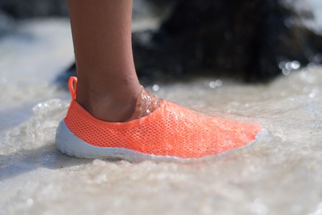 SUBEA Kids' Water Shoes | Centre Eaton de Montréal