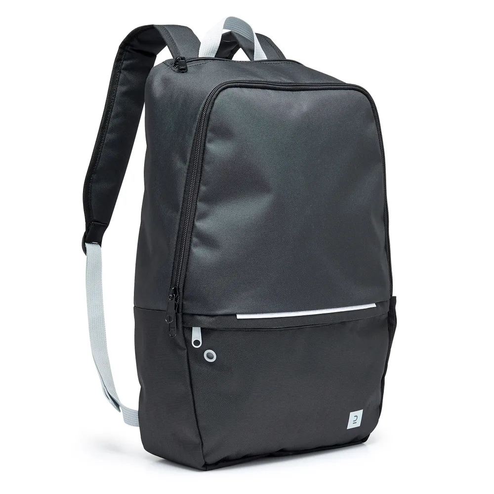 Essential Backpack - 17 L Black