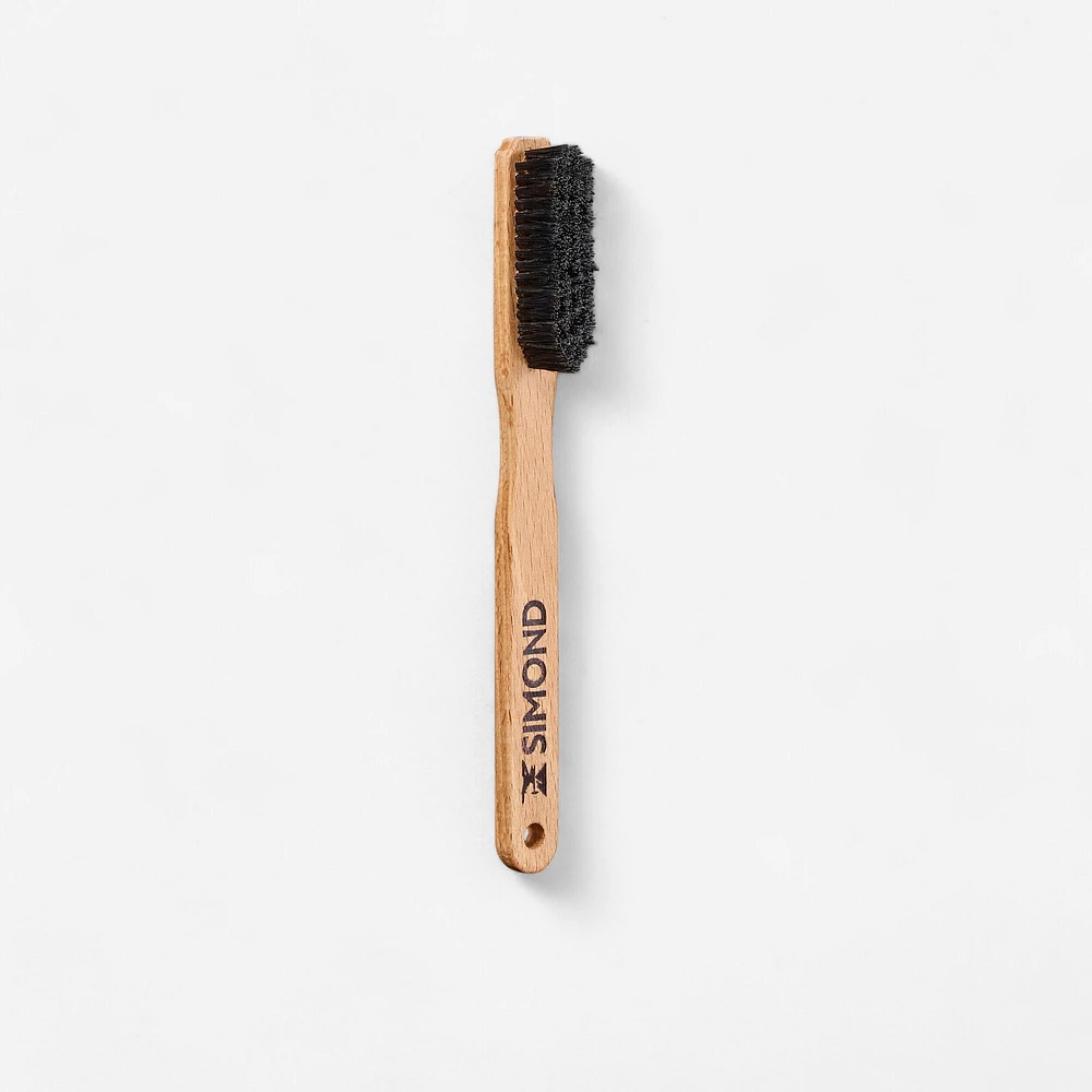 Climbing Brush