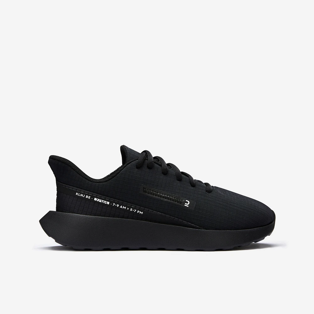 Women’s Walking Shoes