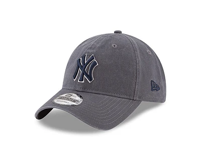 New Era New York Yankees Grey 9Twenty Strapback Hat