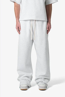 MNML Washed Ultra Baggy Sweatpants Heather Grey