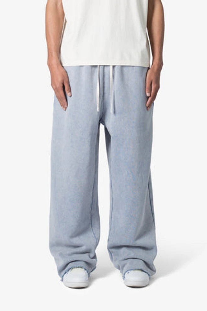 MNML Washed Ultra Baggy Sweatpants Light Blue