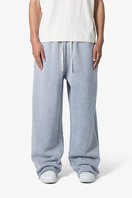MNML Washed Ultra Baggy Sweatpants Light Blue