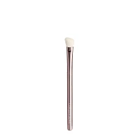 Sustainable Luxury Contour Detail Brush