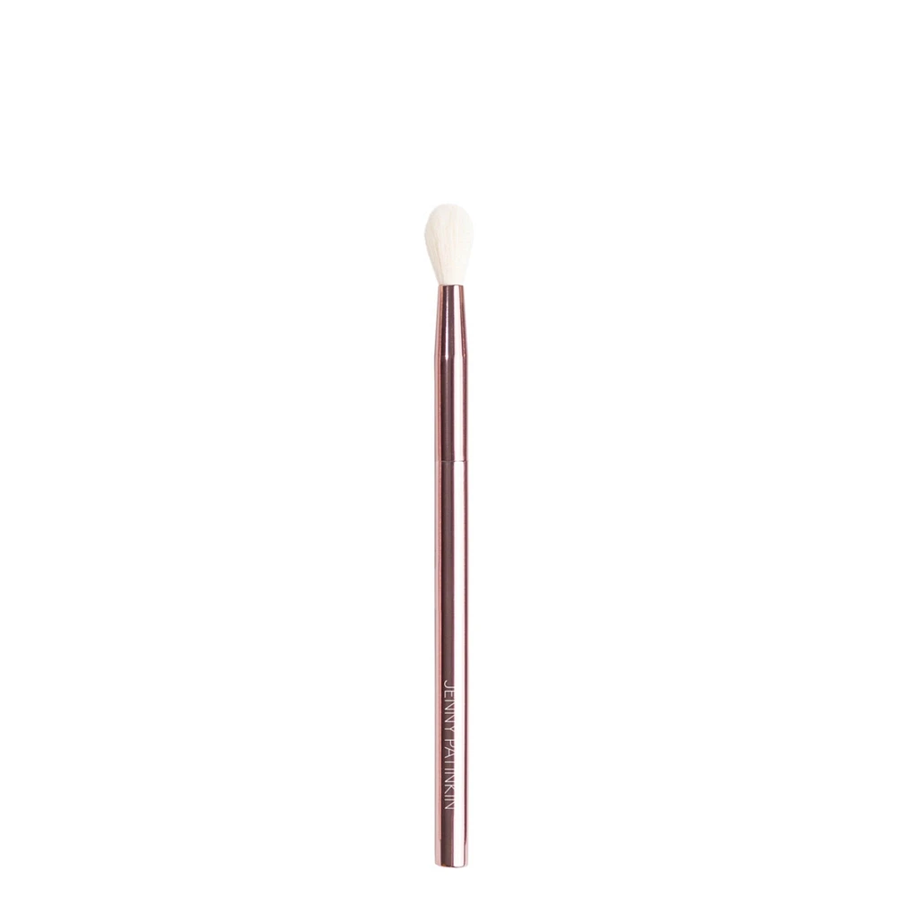 Sustainable Luxury Crease Brush