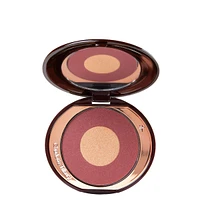 Cheek  To Chic