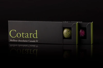 Box of 8 fine chocolates