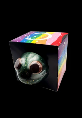 A-1x Grosse grenouille chocolat noir garnie de 3 chocolat pistache chocolat au lait, délai 2-3 semaines pour réception