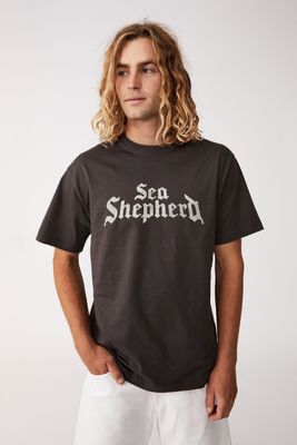 Sea Shepherd Loose Fit T-Shirt