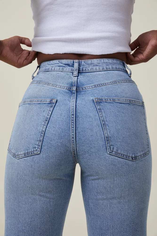 Curvy Stretch Wide Jean