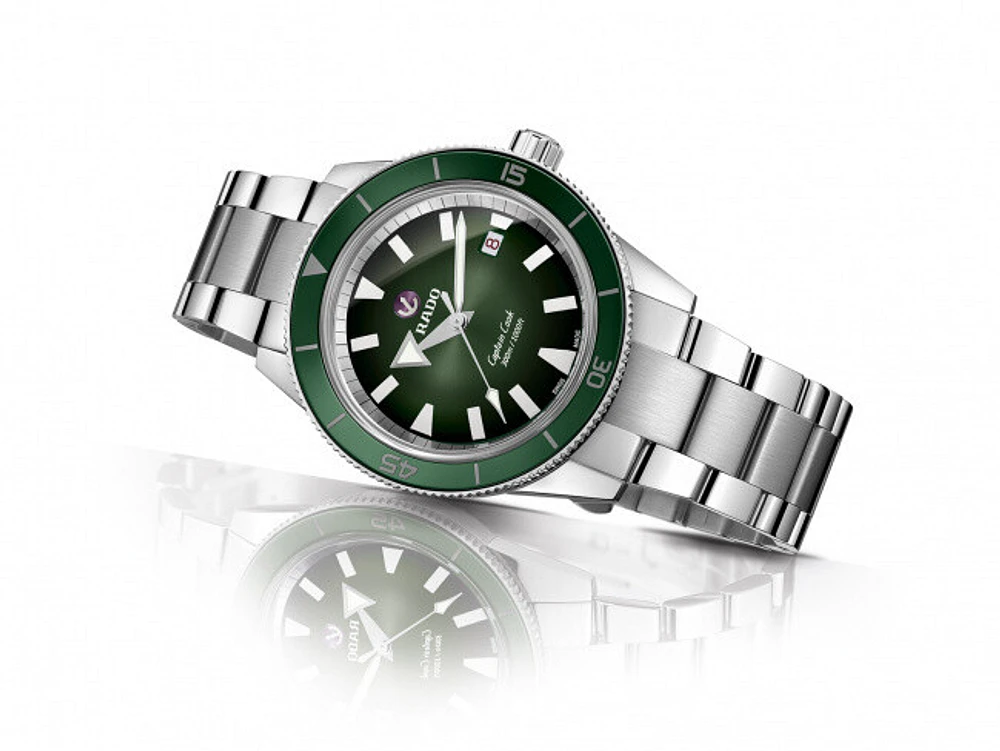 Captain Cook Green Dial 42MM Automatic R32105313