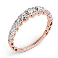 Claw Set Scalloped Tapered Band