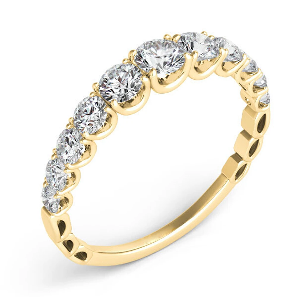 Claw Set Scalloped Tapered Band