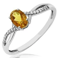 Oval Citrine Ring with Diamond Accent and Split Shoulders 14KT Gold