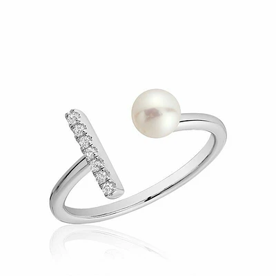 Open Pearl Ring with Diamonds Gold