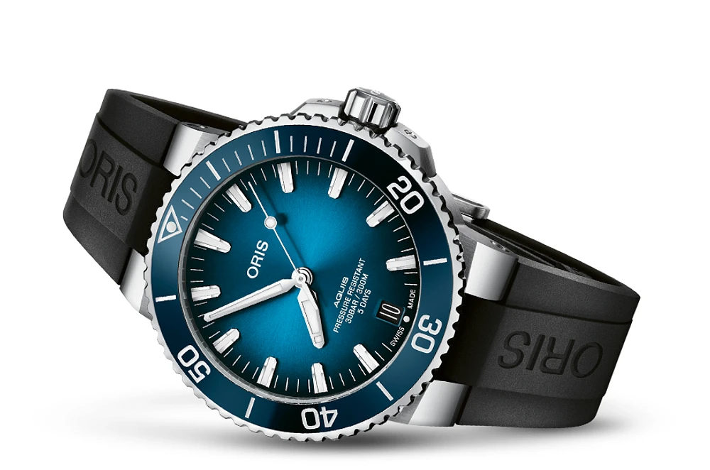 Oris Aquis Date Calibre 400 Blue Dial 44MM Automatic