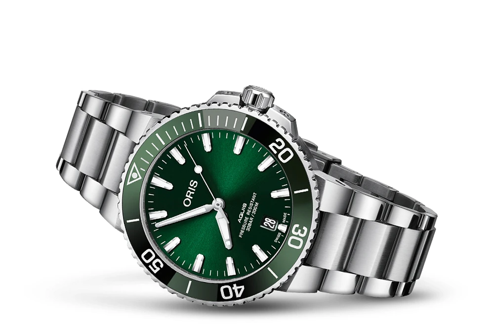 Oris Aquis Date Green Dial 40MM Automatic